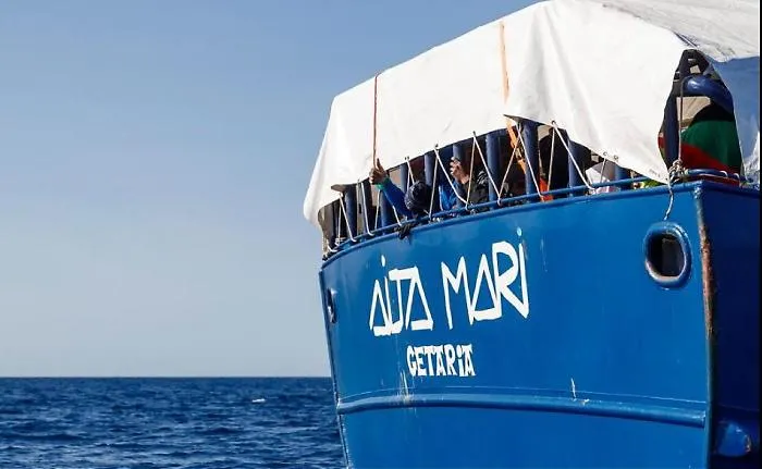 Messina, lo scafista ha solo 14 anni: denunciato