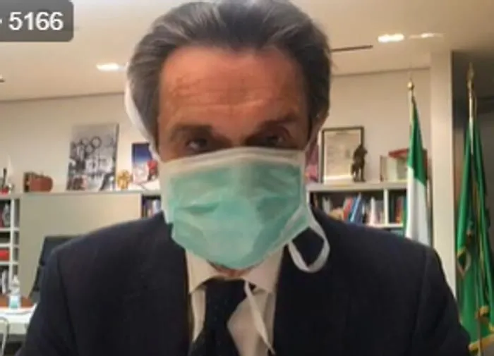 Coronavirus, Fontana in autoisolamento: &laquo;Mia collaboratrice &egrave; positiva&raquo;