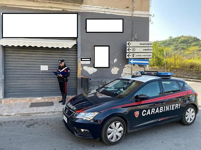 Coronavirus, avventori scovati in pizzeria semi-chiusa a Palagonia: sanzionati