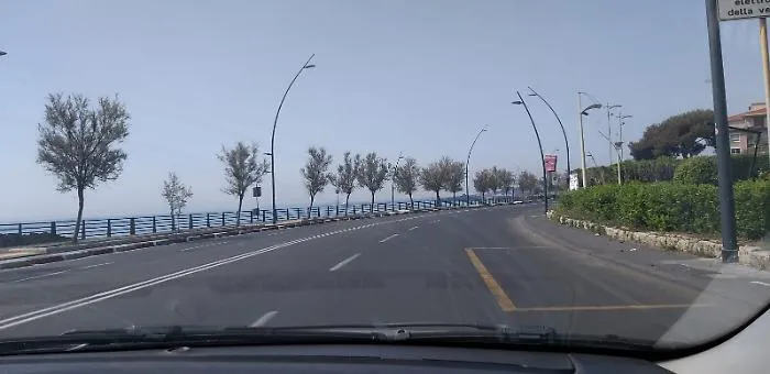 Catania: oggi il lungomare si presenta cos&igrave;...