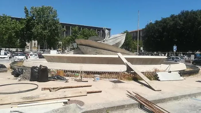 Catania, ripresi i lavori di restauro della fontana "I Malavoglia"