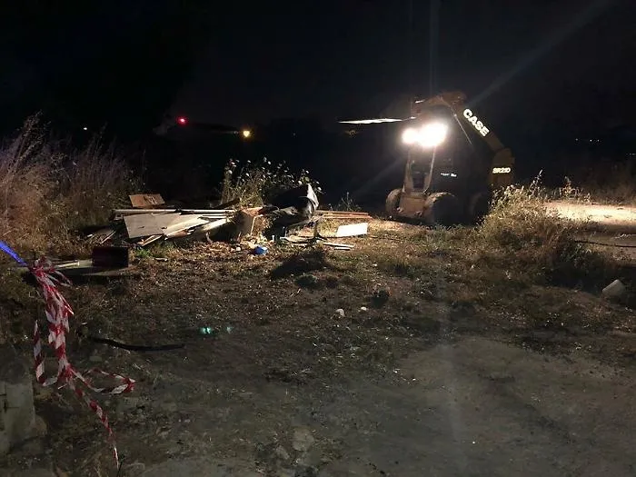 Siracusa, rimossi baracca e rifiuti in ex campo nomadi