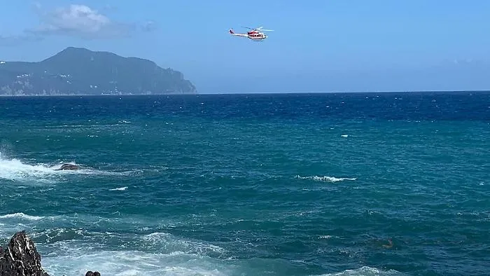 Balestrate, in corso le ricerche di ragazza dispersa in mare: ma &egrave; giallo