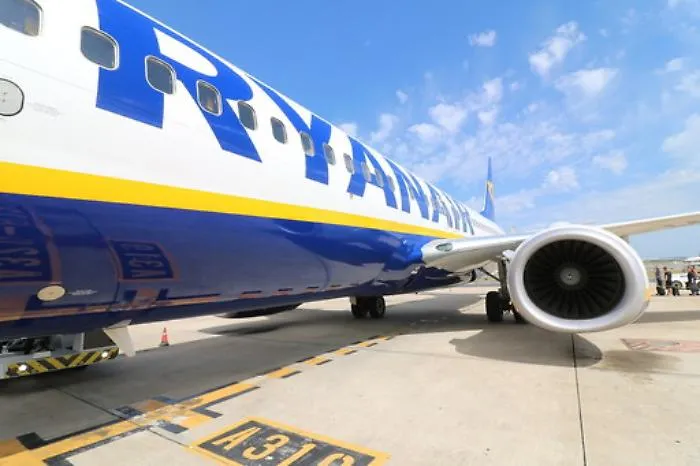 Catania, l'hostess con la febbre non ha il covid: sospiro di sollievo in aeroporto