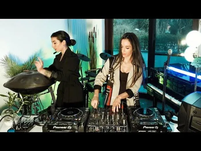 Il video del nuovo singolo di Gioli &amp; Assia girato a Punta Bianca di Agrigento
