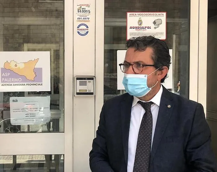 Positivo al Covid il senatore siciliano Francesco Mollame (M5s): in isolamento a Palermo