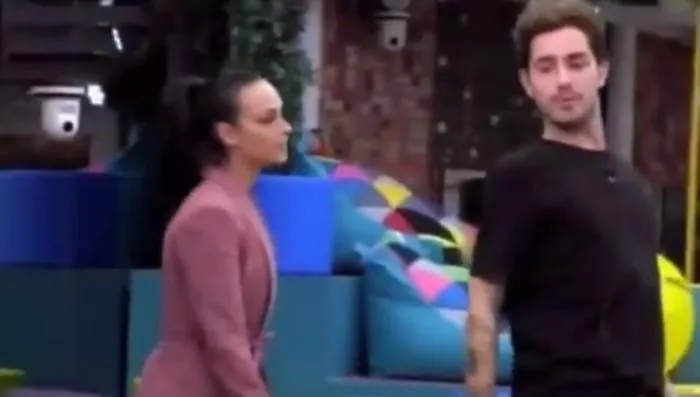 GFVip, la rivelazione di Tommaso su Adua spiazza tutti: &laquo;Me l'aveva detto in albergo&raquo;