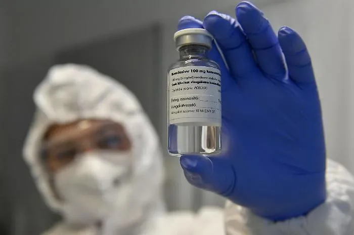 Coronavirus, doccia fredda anche sul Remdesivir: per l'Oms non ha effetto