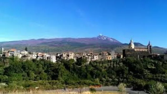 Randazzo, quarta zona rossa di Sicilia: vietata la circolazione, si esce una volta al giorno