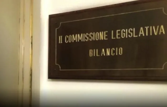 Ars, commissione Bilancio rinviata per assenze: &laquo;Irrispettoso per i siciliani in crisi&raquo;
