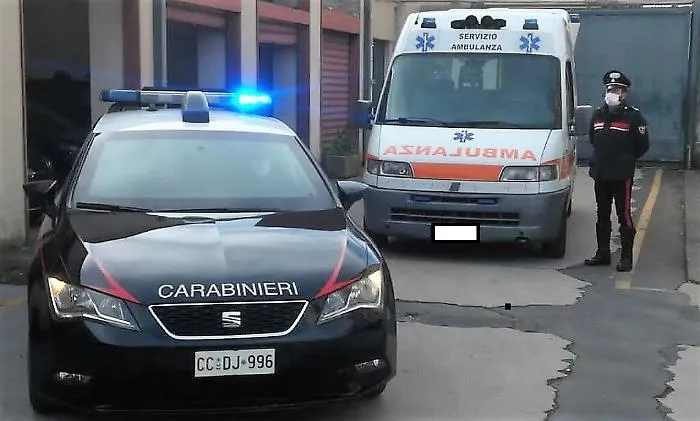 Patern&ograve;, furgone trasformato in ambulanza: alla guida c'era l'autista di quella della morte