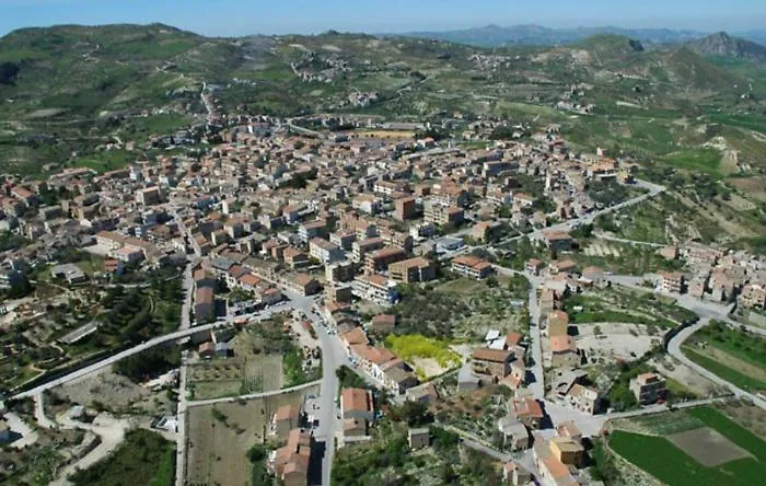 A Milena 62 nuovi positivi in poche ore, il sindaco chiede la zona rossa