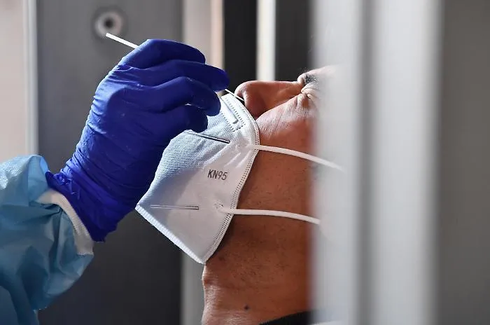 Caccia alla variante Covid anche in Sicilia: gi&agrave; individuate 1.115 arrivate dal Regno Unito