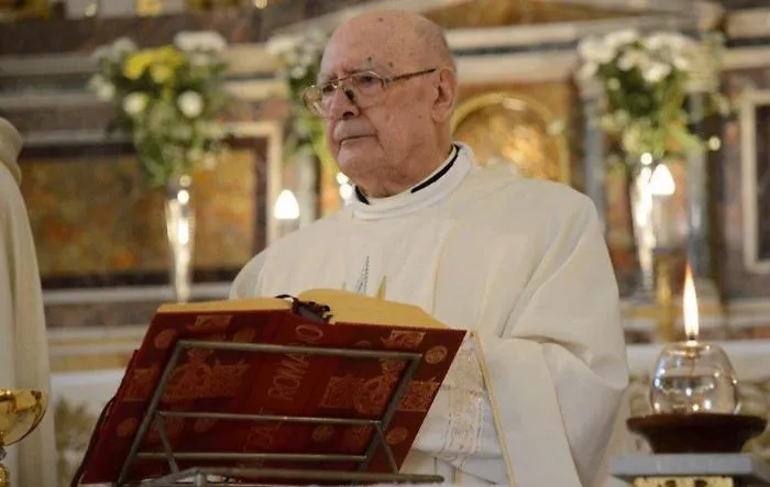 Compie 100 anni don Francesco Panebianco, sacerdote pi&ugrave; anziano della diocesi di Acireale