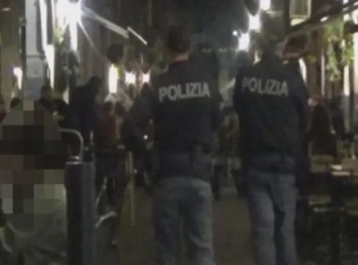 Catania, assembramento fuori da un locale: multe e chiusura per 5 giorni
