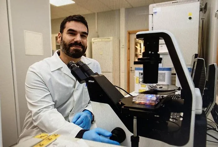 Il virologo siciliano ai confini del mondo che studia lo spray contro il Covid