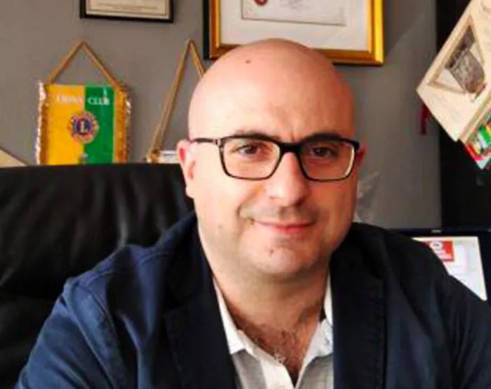 Assunzioni irregolari al Comune, indagato sindaco di Leonforte
