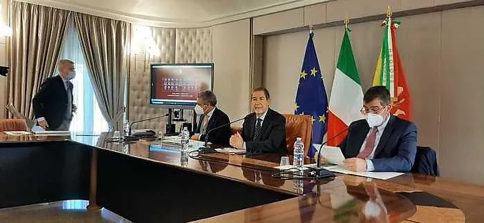 Covid, arriva ufficialit&agrave;: la Sicilia &egrave; "gialla" Il suo indice Rt &egrave; il pi&ugrave; basso d'Italia