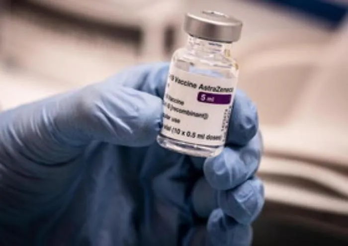 Covid, in Sicilia parte vaccinazione con AstraZeneca: citt&agrave;, categorie ed et&agrave; interessate