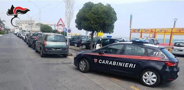 Mascali, botte alla sua compagna davanti ai bimbi piccoli: &laquo;Pap&agrave; &egrave; pazzo&raquo;