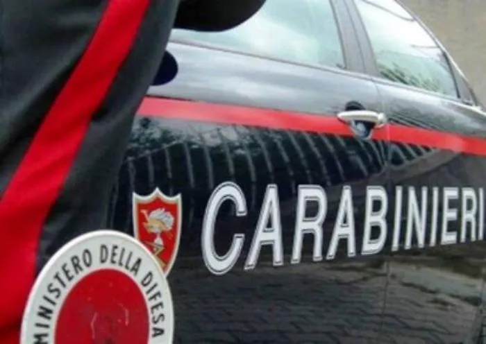 Bronte, aggredisce Cc che ritirano la patente ad amico ubriaco