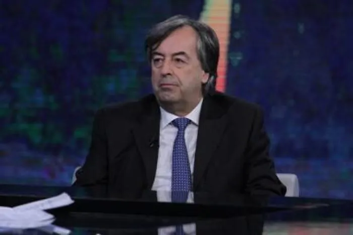 Roberto Burioni a Michela Murgia: &laquo;Hai una malattia grave, ma la speranza c'&egrave;&raquo;
