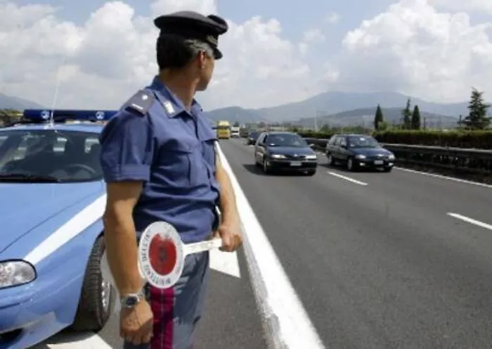 Polizia stradale: quadro allarmante circa il numero di incidenti