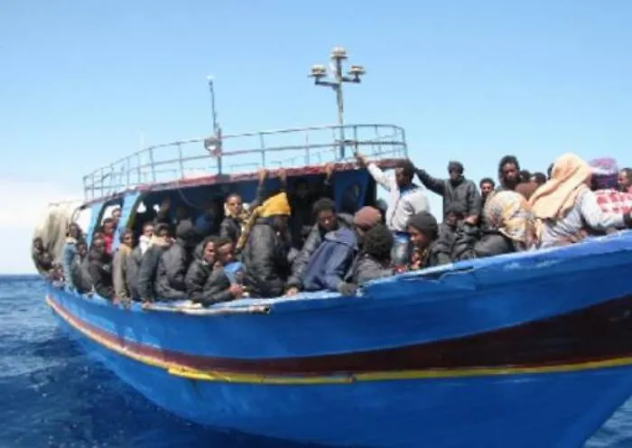 Sbarcati 246 migranti al porto di Messina
