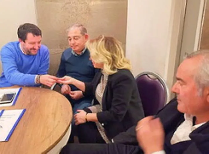 Salvini ai siciliani: &laquo;All&rsquo;Ars crescete, ma con giudizio&raquo;. Ed &egrave; toto-assessore