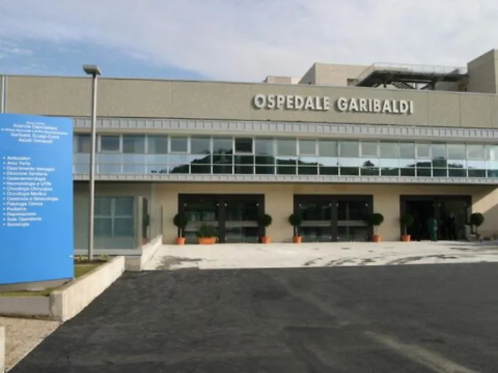 Catania, ferito con una fucilata all'addome ora &egrave; in fin di vita