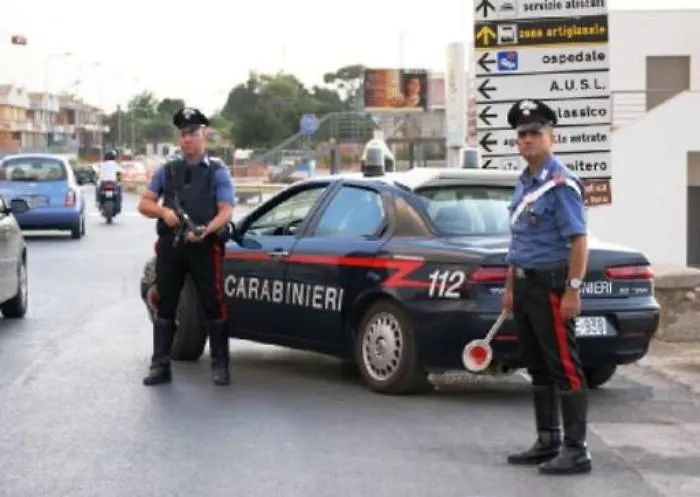 Castelvetrano, ruba e appicca fuoco in casa della ex moglie alla vigilia di Natale