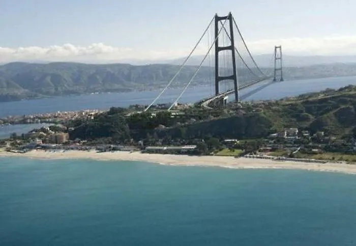 Cateno De Luca punta i piedi: &laquo;Non intendiamo rinunciare al Ponte sullo Stretto&raquo;