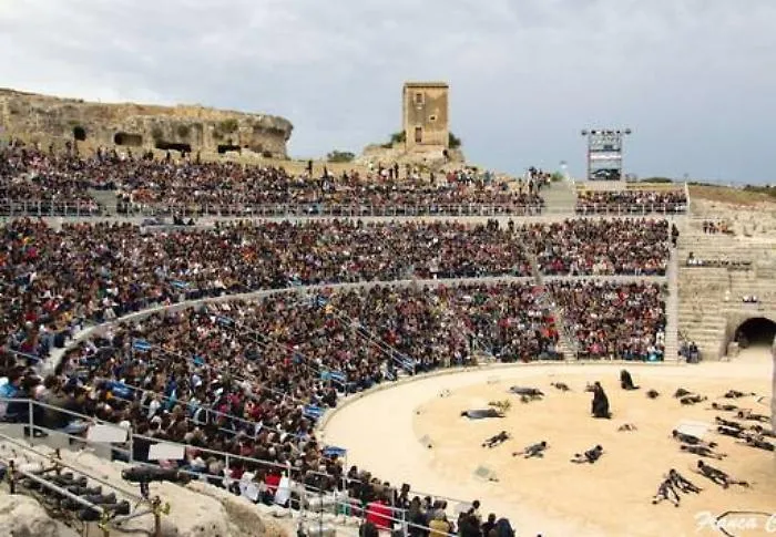 Siracusa, Donne e Guerra il filo conduttore delle Rappresentazioni classiche
