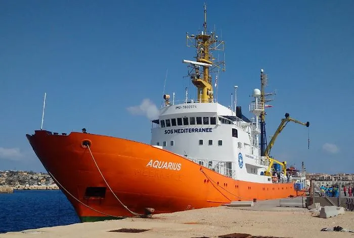Nave Aquarius