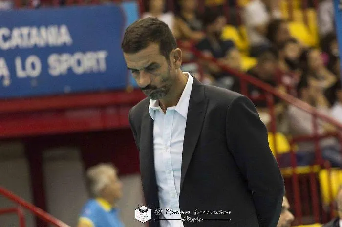 Volley Catania, esonerato l'allenatore Rigano