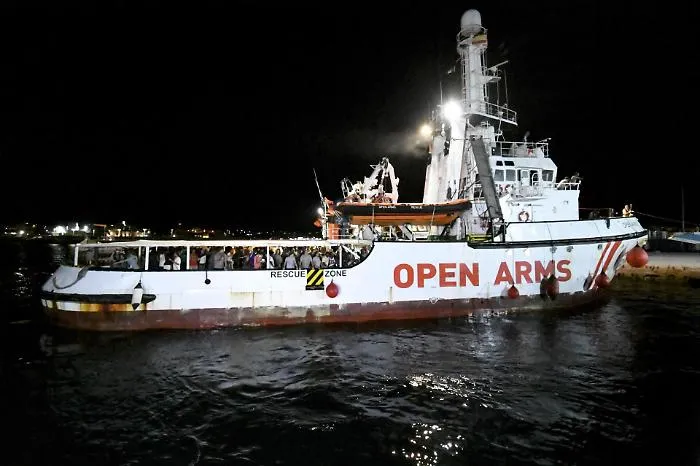 Caso Open Arms, il Gip: &laquo;Volont&agrave; di un ministro non pu&ograve; prevalere sui trattati&raquo;