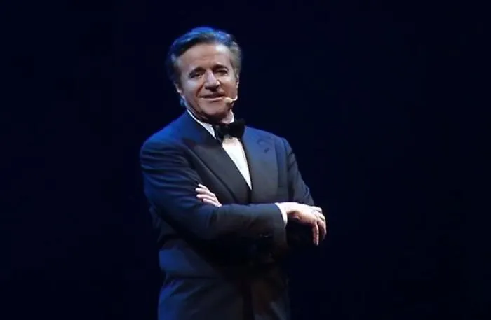 Christian De Sica, stavolta c'&egrave; per davvero: ecco le tappe siciliane