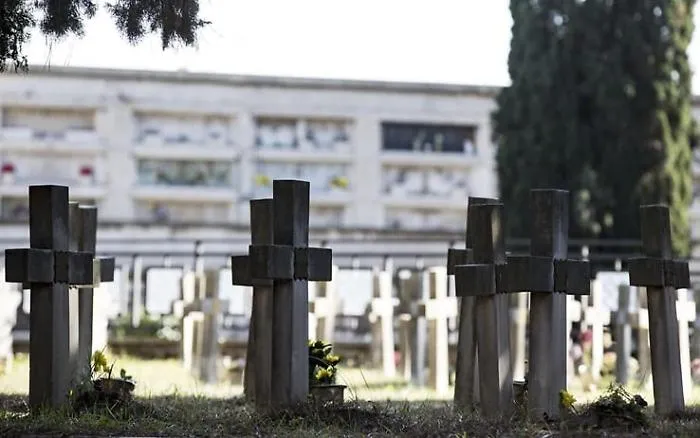 Salme sparite e falsi certificati di morte, il racket dei defunti a Palermo