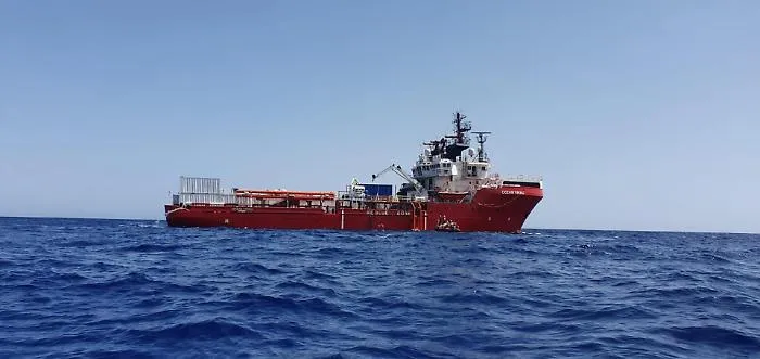 Altri 104 migranti soccorsi, ora sono oltre 400 a bordo della Ocean Viking