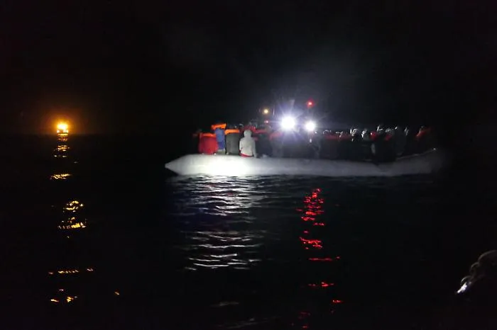 Migranti, ondate di partenze dalla Libia: prossimi sbarchi in Sicilia