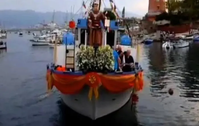 Il boss alla processione, l'Arcidiocesi di Palermo: &laquo;Chiesa estranea&raquo;