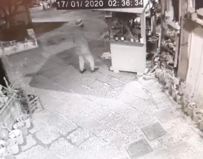 Locale vandalizzato in centro storico a Catania: somalo denunciato