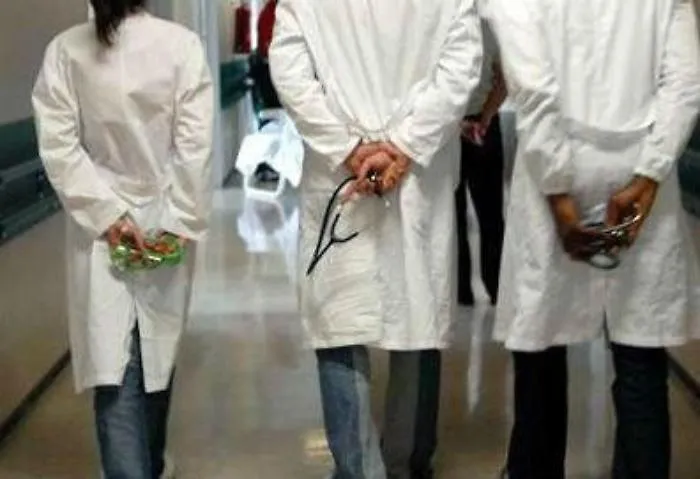 Coronavirus, "Cura Italia": la laurea in medicina immediatamente abilitante