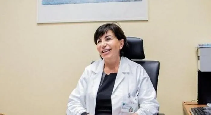 Coronavirus, scienziati diffidano la virologa Gismondo: &laquo;Basta diffondere fakenews&raquo;