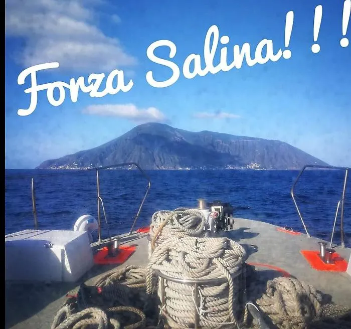 Salina: Il male comune ci far&agrave; riscoprire il deriso bene comune?