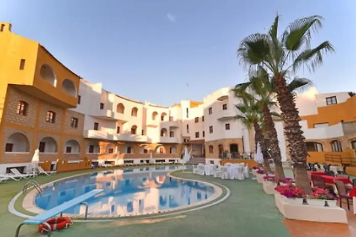 Coronavirus, l'hotel Akrabello ospiter&agrave; persone in quarantena