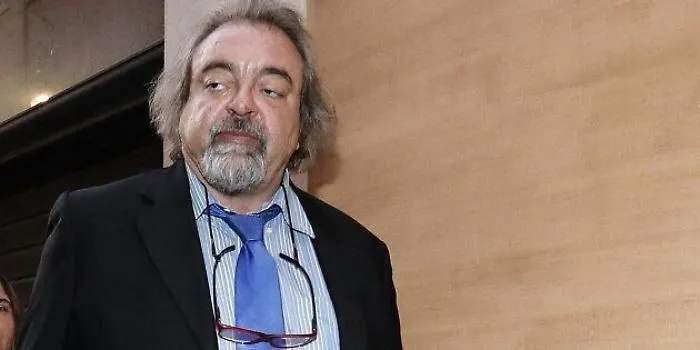 Mario Giarrusso espulso dal M5S: &laquo;Non restituisce parte dell'indennit&agrave;&raquo;