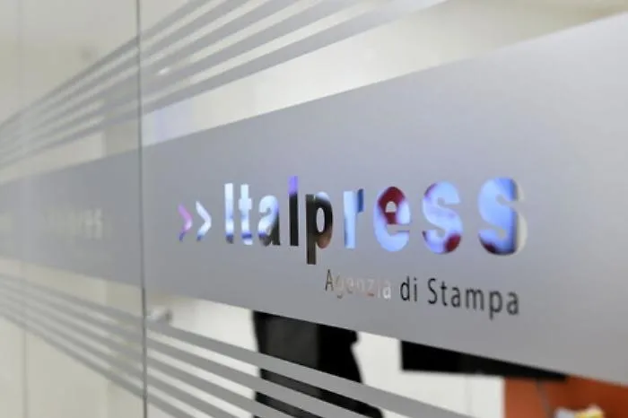 Alla consigliera leghista della Toscana non piace l'Italpress: &laquo;Ha la sede a Palermo&raquo;