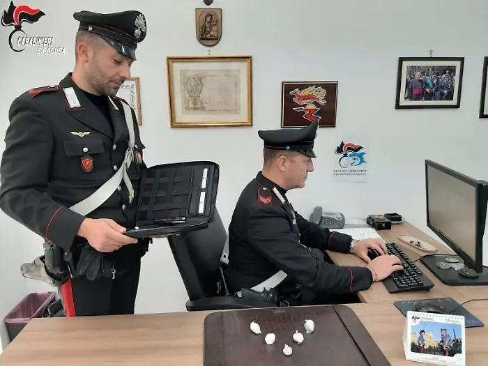 Augusta: nascondeva la cocaina negli slip, arrestato geometra