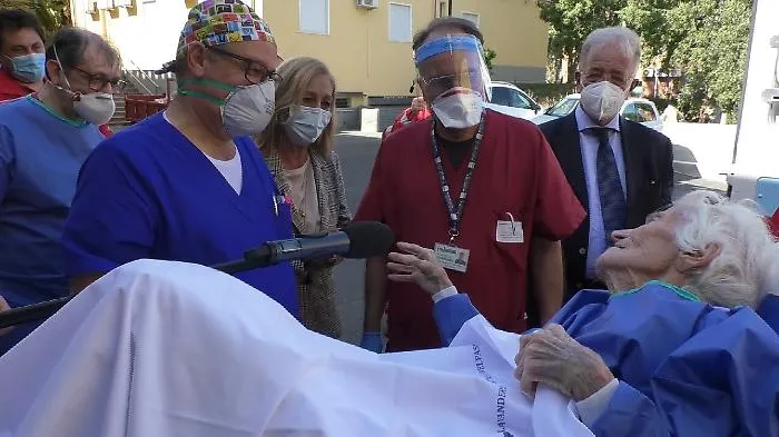 Catania, dimessa dal Cannizzaro a 97 anni: era positiva al Covid e con una frattura al femore